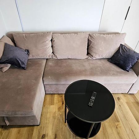 Apartament Bulgarska 59 - Sypialnia I Salon - 40M2 - Self Check In 24H Poznań Zewnętrze zdjęcie